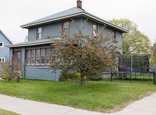 1302 N 3rd St, Ishpeming, MI 49849