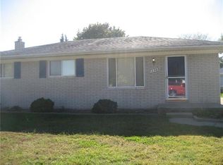 12928 De Cook Dr, Sterling Heights, MI 48313