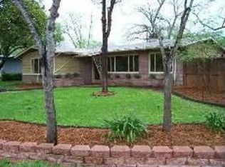 402 Robinhood Pl, San Antonio, TX 78209