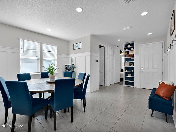3rd image of 3390 TRACELAND OAK Lane