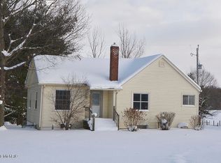 72097 28th St, Lawton, MI 49065