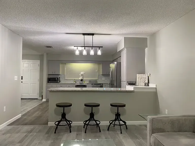 317 Montgomery Ave #317 — Photo 13