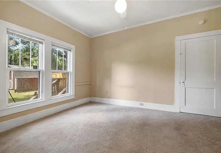 1600 Green St — Photo 10