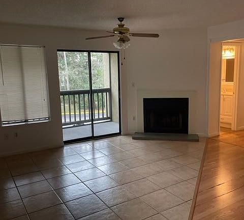 3rd image of 3506 Sable Palm Ln Unit G