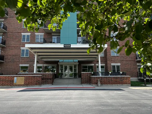 9355 Irving Park Rd APT 518, Schiller Park, IL 60176