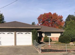 303 W 8th St, Santa Rosa, CA 95401