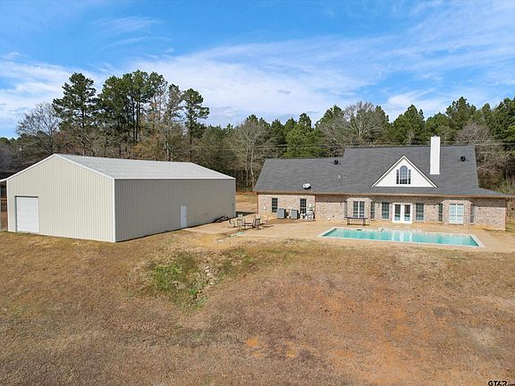 5th image of 221 Wood Duck Ln