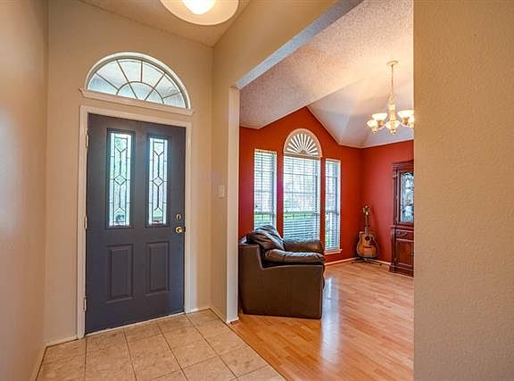 4th image of 10700 Tallahassee Dr