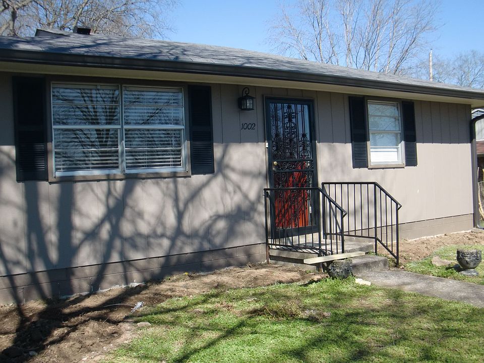 Home almost finished... for rent $1100/month