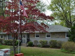 604 Beach Dr, Annapolis, MD 21403