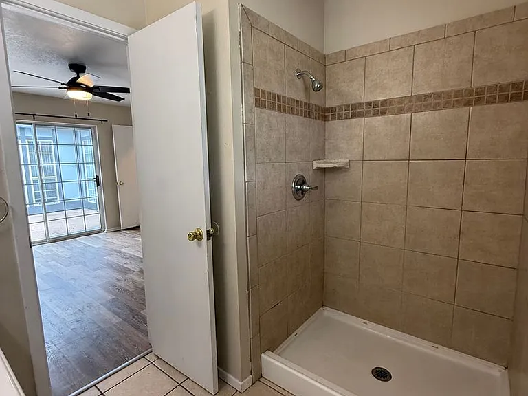 1001 Todd Ln — Photo 8