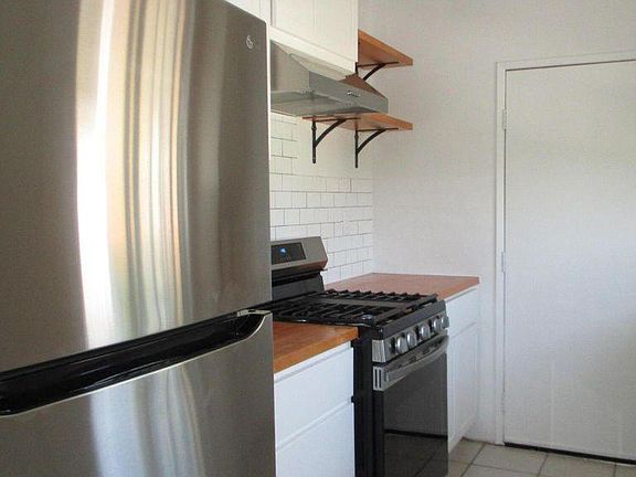 5th image of 1222 N Avenue 49 #2