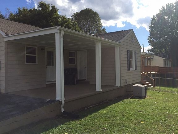 4th image of 301 Hill Park Dr