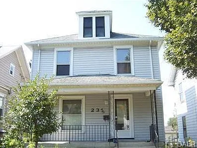 235 Illinois Ave