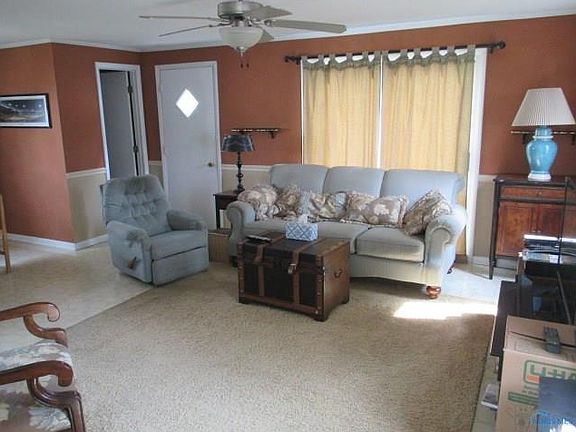5th image of 627 Southover Rd