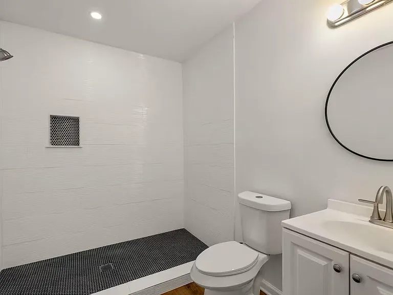 3516 Southmore Blvd — Photo 17