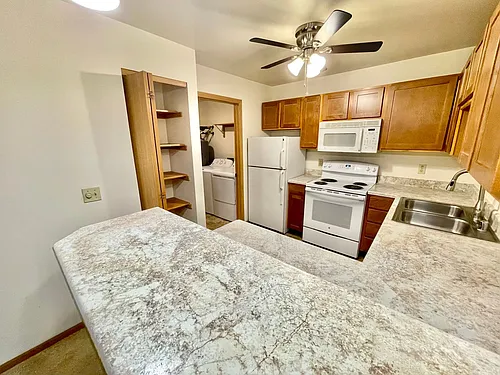 Stone Creek Apartments Photo 1