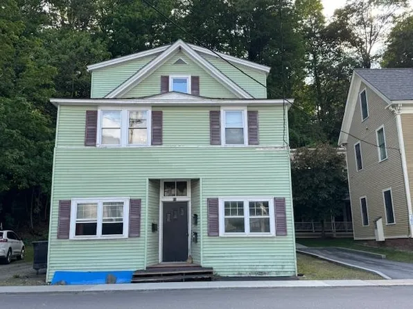 13 Pine Street, Rockingham, VT 05101