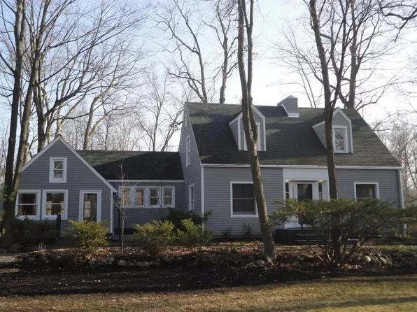 19690 Marilyn St, Northville, MI 48167