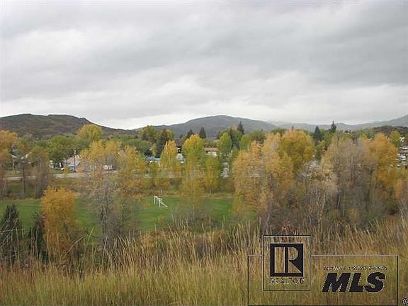 2nd image of 404 Alpine Ct