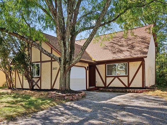 2nd image of 5455 Maple Canyon Ave