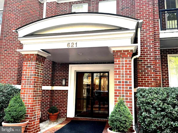 621 N Saint Asaph St Unit 303, Alexandria, VA 22314