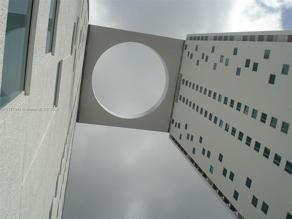 1st image of 500 Brickell Ave APT 2907