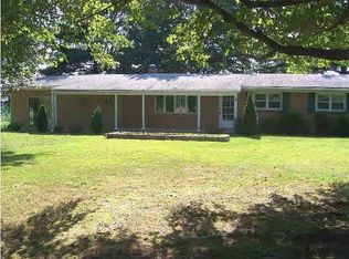 1299 N Winsett Rd, Boonville, IN 47601