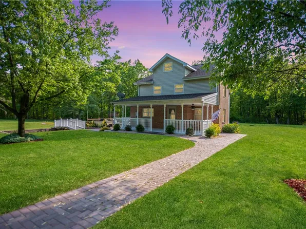 150 Baron Rd, Wind Gap, PA 18091