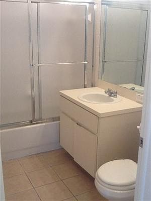 5th image of 1801 Columbia Park Ave APT 202