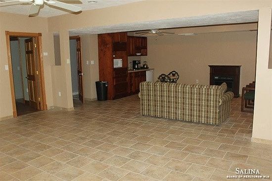 Walkout basement main room