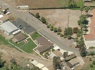 986 Evergreen Ln, Vista, CA 92084