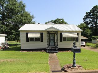 326 Powell St, Grenada, MS 38901