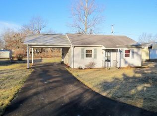 107 Putnam Ave, West Jefferson, OH 43162