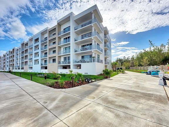 4th image of 1709 Tamiami Trl #218