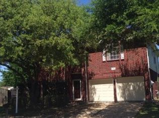 12206 Meadowglen Dr, Meadows Place, TX 77477