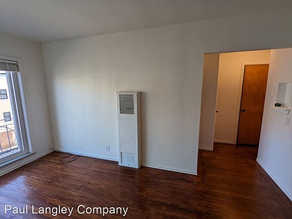 4th image of 3730 24th St #4