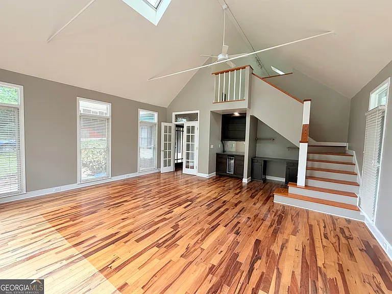 1012 Berne St SE — Photo 6