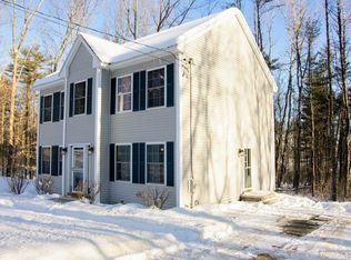 7 Rainbow Ln, Gorham, ME 04038