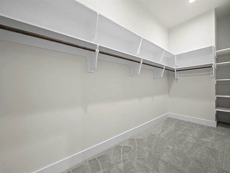 4525 Davenport St — Photo 21