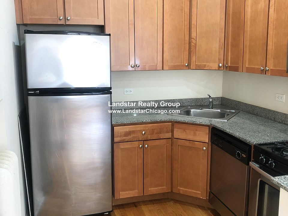 1st image of 1830 W Lawrence Ave APT 2B