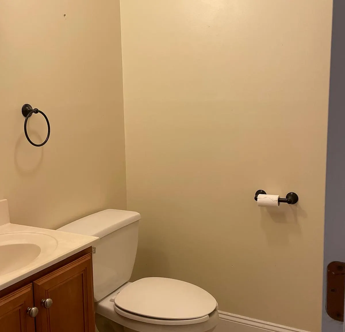 2 bed, 2.5 bath, 1380 sqft, $2,200 — Photo 3