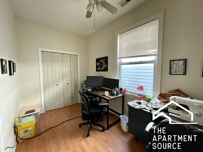 2223 N Sawyer Ave #2R — Photo 8