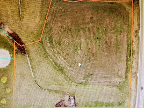 8155 Sayer Rd, Rockford, IL 61108