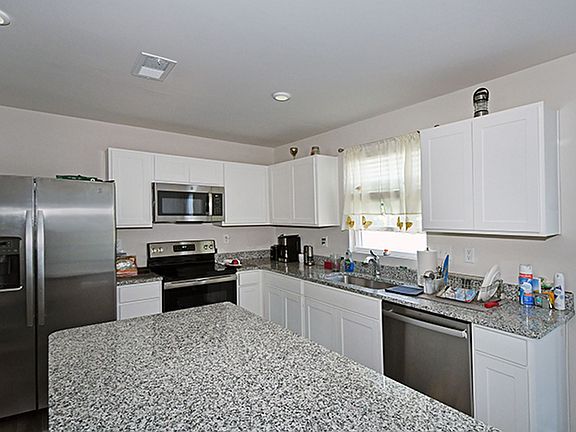 2nd image of 171 Crownpiece St