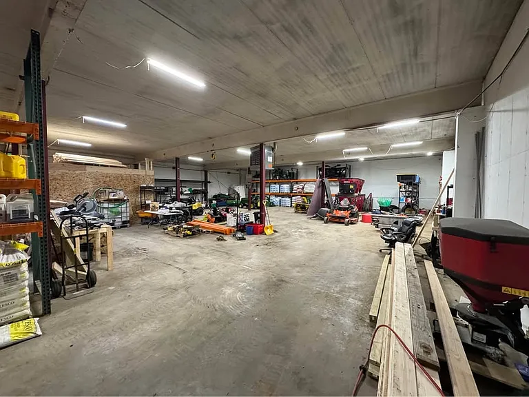1227 Madison St — Photo 4