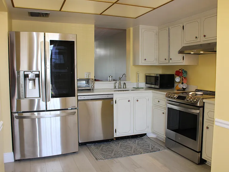 14671 Bonaire Blvd #305 — Photo 4