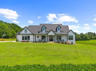 880 Turkey Farm Rd, Chesnee, SC 29323