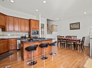 43009 Marburg Ter, Ashburn, VA 20148