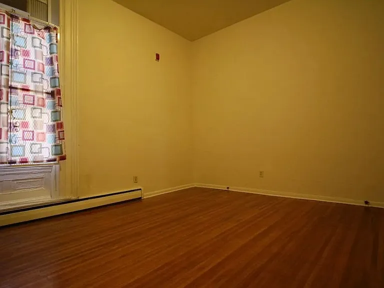 1819 Pine St #1F — Photo 8